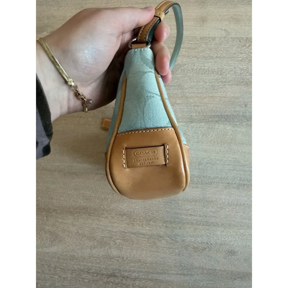 Coach Y2K Vintage 6094 Baby Blue Signature Demi Shoulder Bag Pouchette Leather